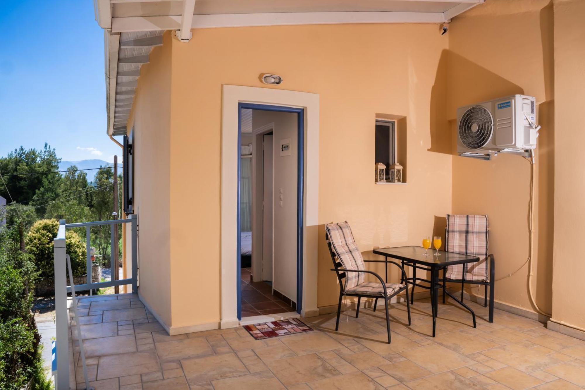 Ionio Hotel Nikiana Bagian luar foto