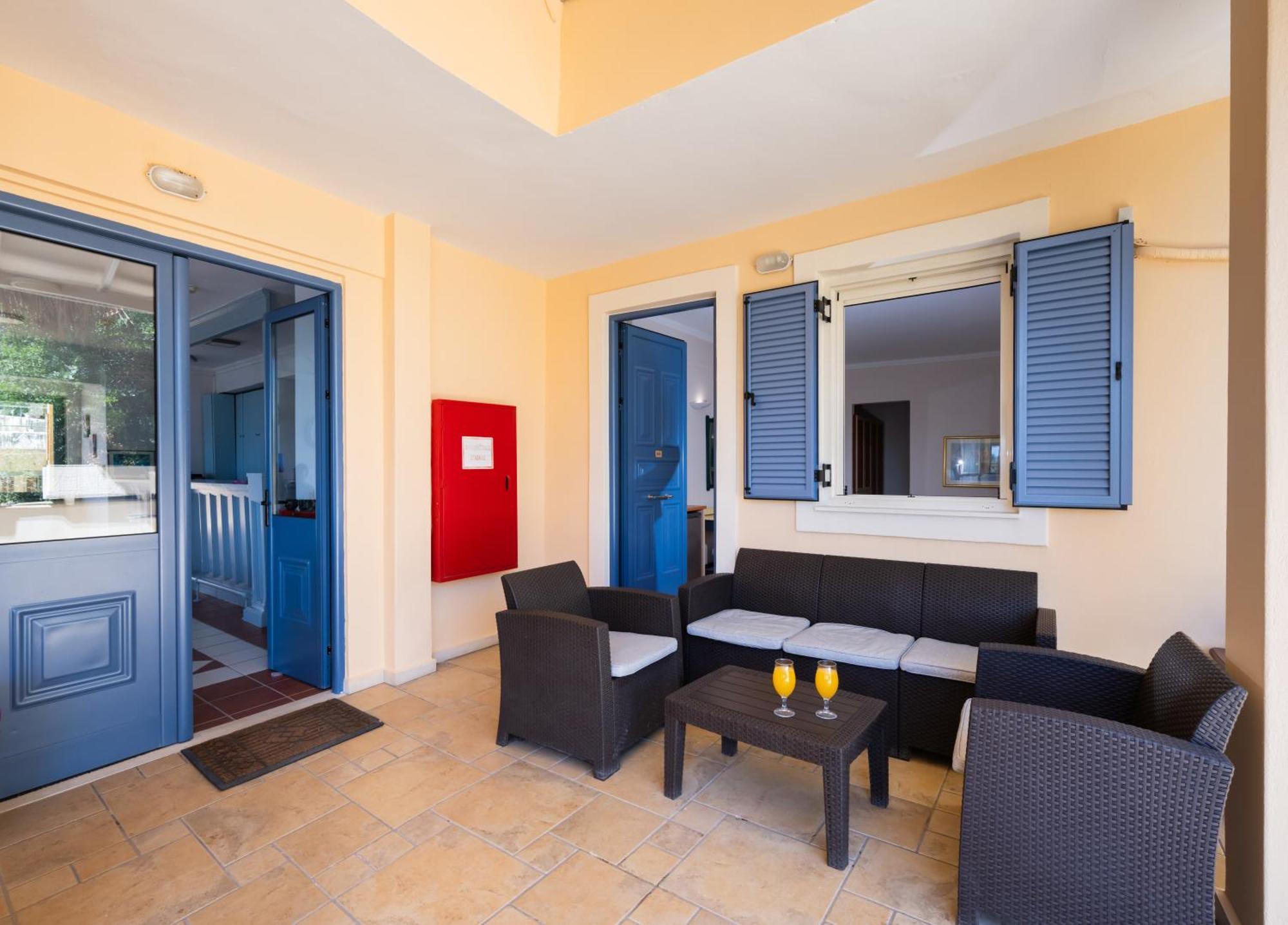 Ionio Hotel Nikiana Bagian luar foto