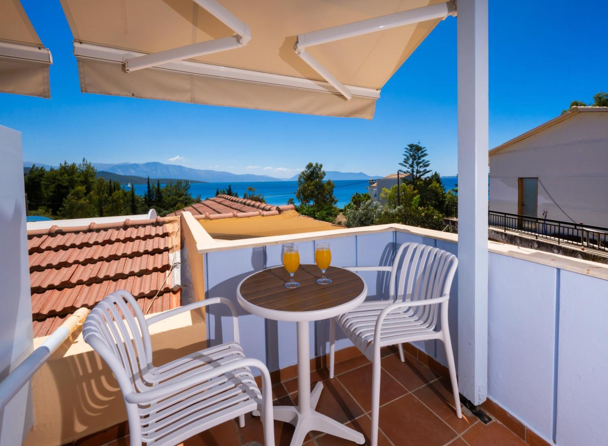 Ionio Hotel Nikiana Bagian luar foto