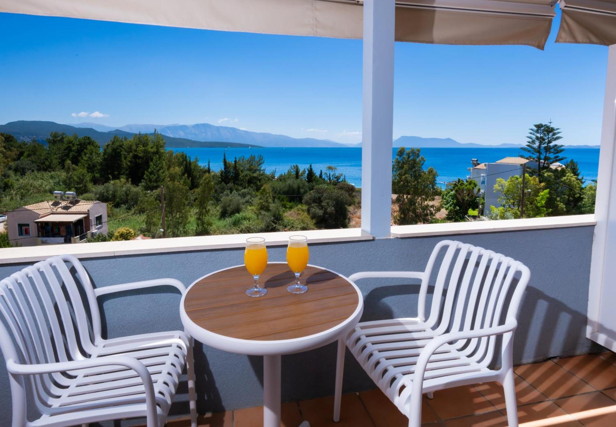 Ionio Hotel Nikiana Bagian luar foto