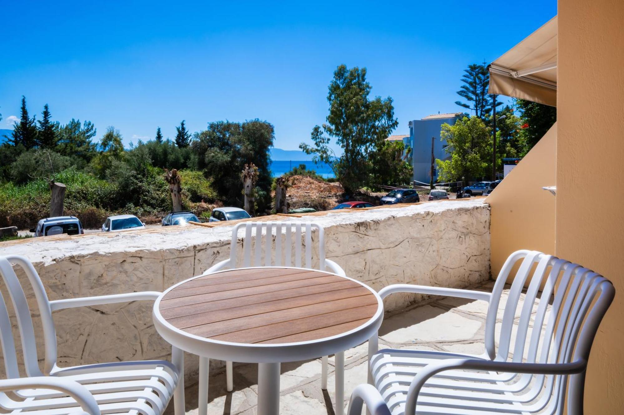 Ionio Hotel Nikiana Bagian luar foto